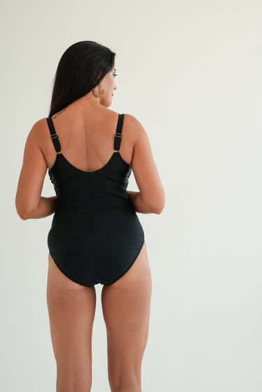 Support One Piece | Black