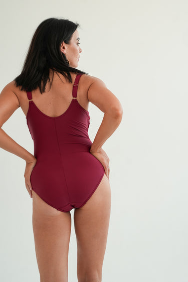 Support One Piece | Ruby Wine