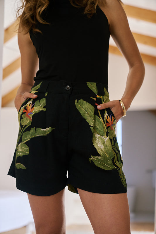 The Strelitzia Shorts | Black